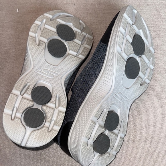 Skechers Men's Gray and Black Mesh Slip-Ons - Picture 6 of 7